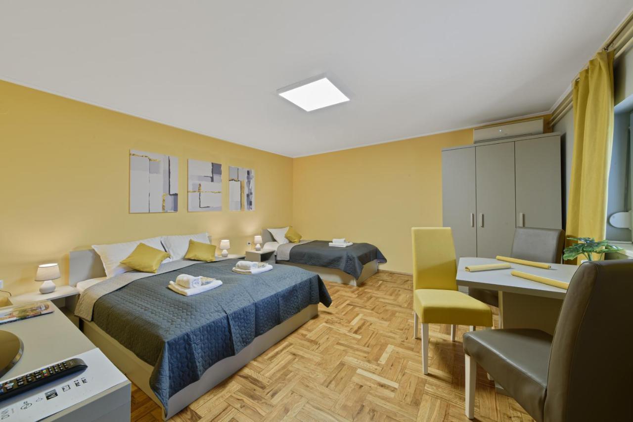 Dumalux Garden Lägenhet Subotica Exteriör bild